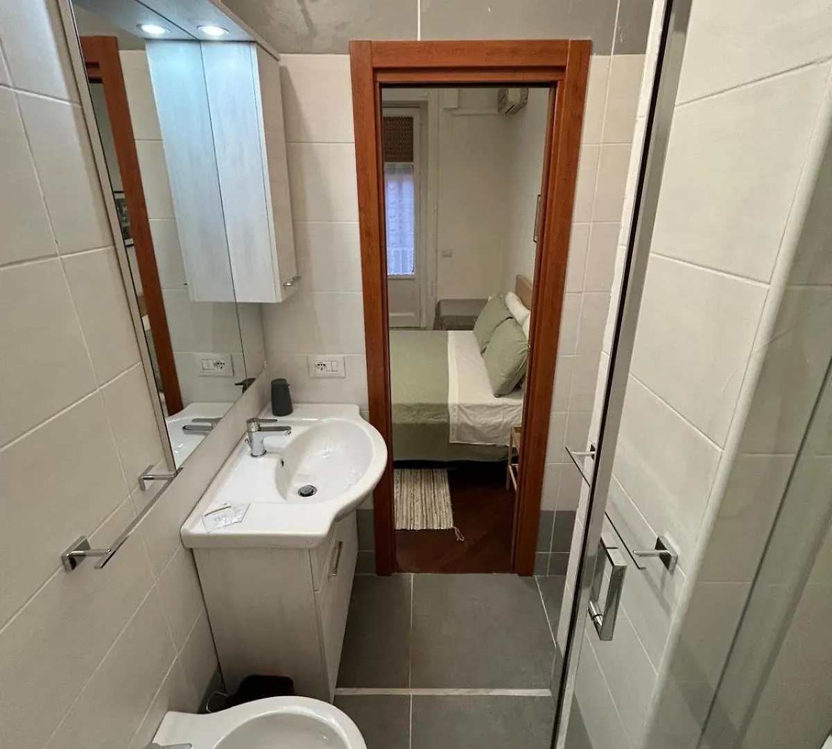 Gigiotto A Toledo Rooms Naples 0*,  Italy