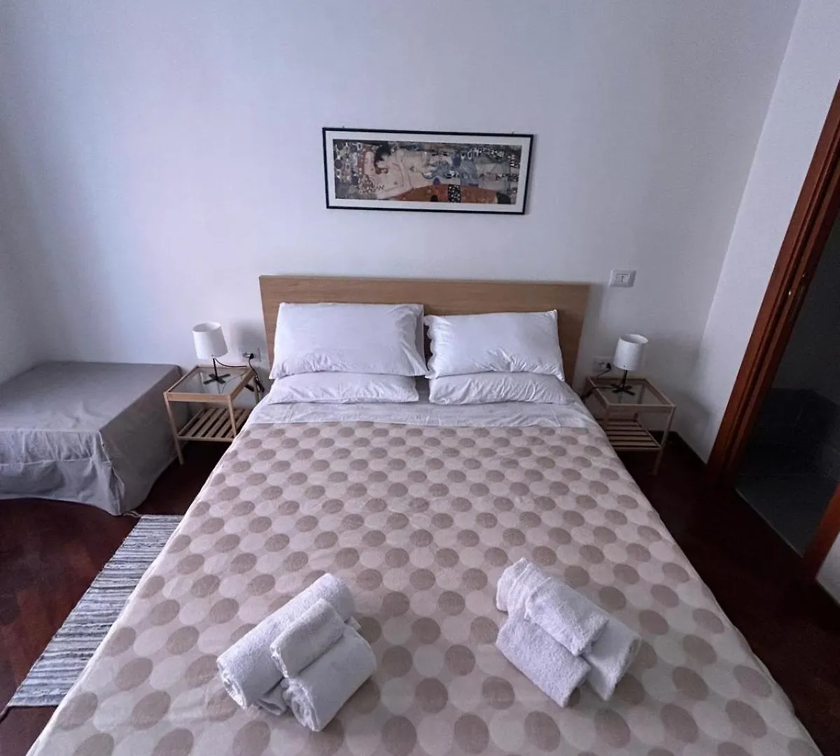 Gigiotto A Toledo Rooms Naples 0*,  Italy